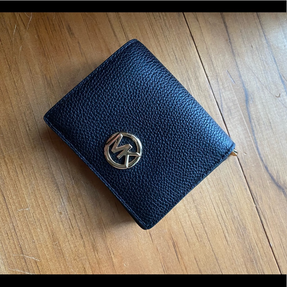 Black Michael Kors wallet